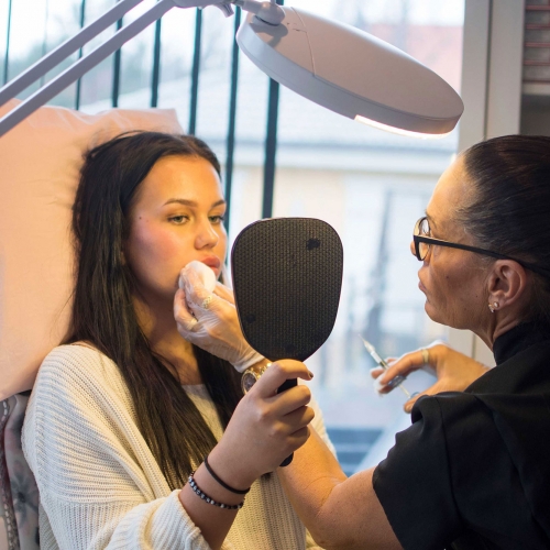 Botox, fillers, profhilo